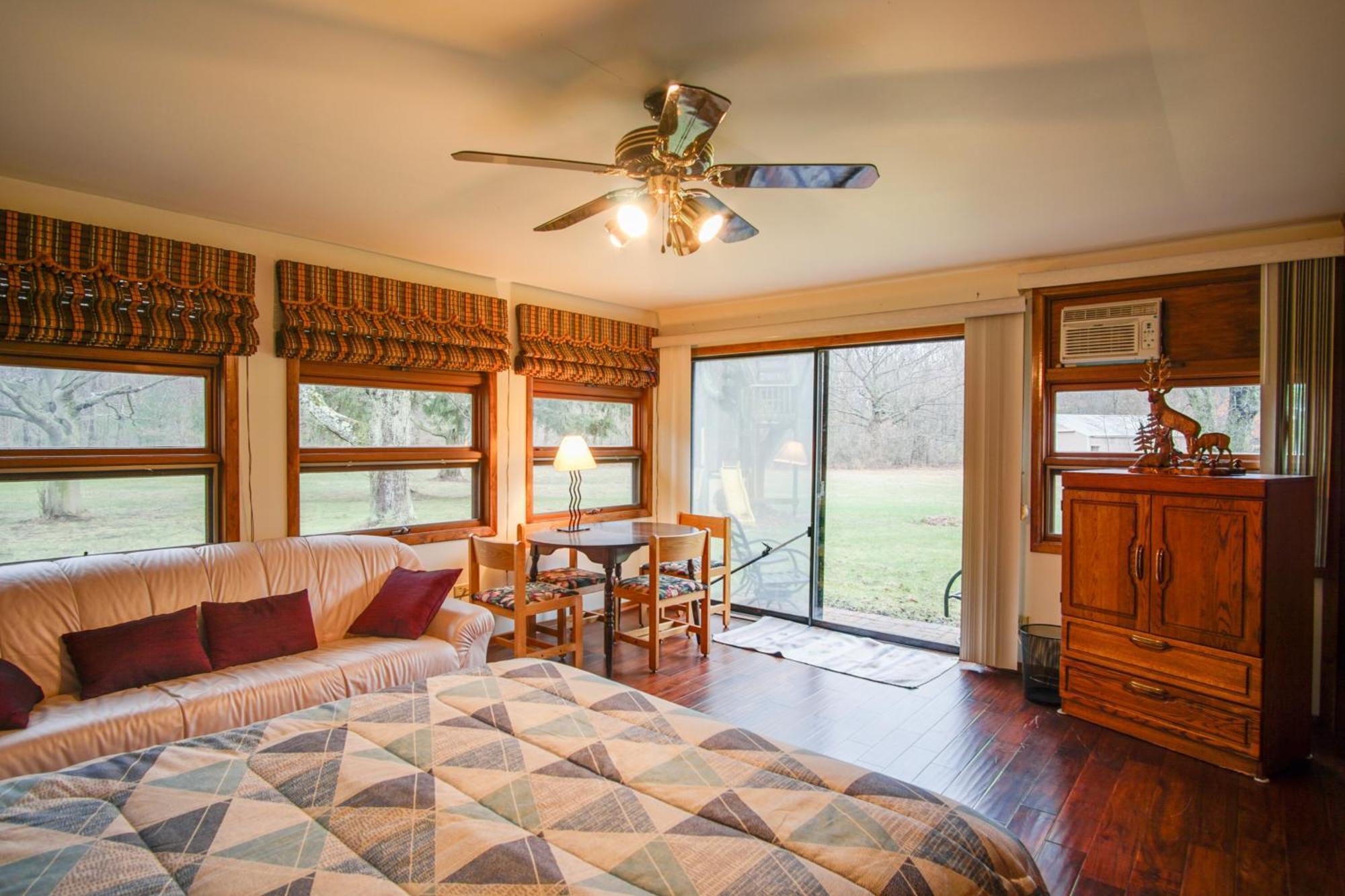 South Haven Home About 1 Mi To Lake Michigan! Exterior photo
